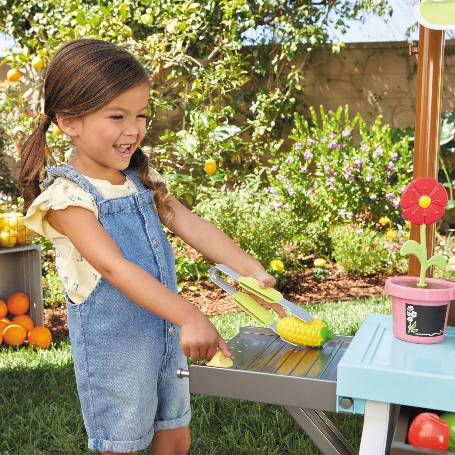 3-in-1 Garden to Table Market - Gardening Playset with 30  Accessories