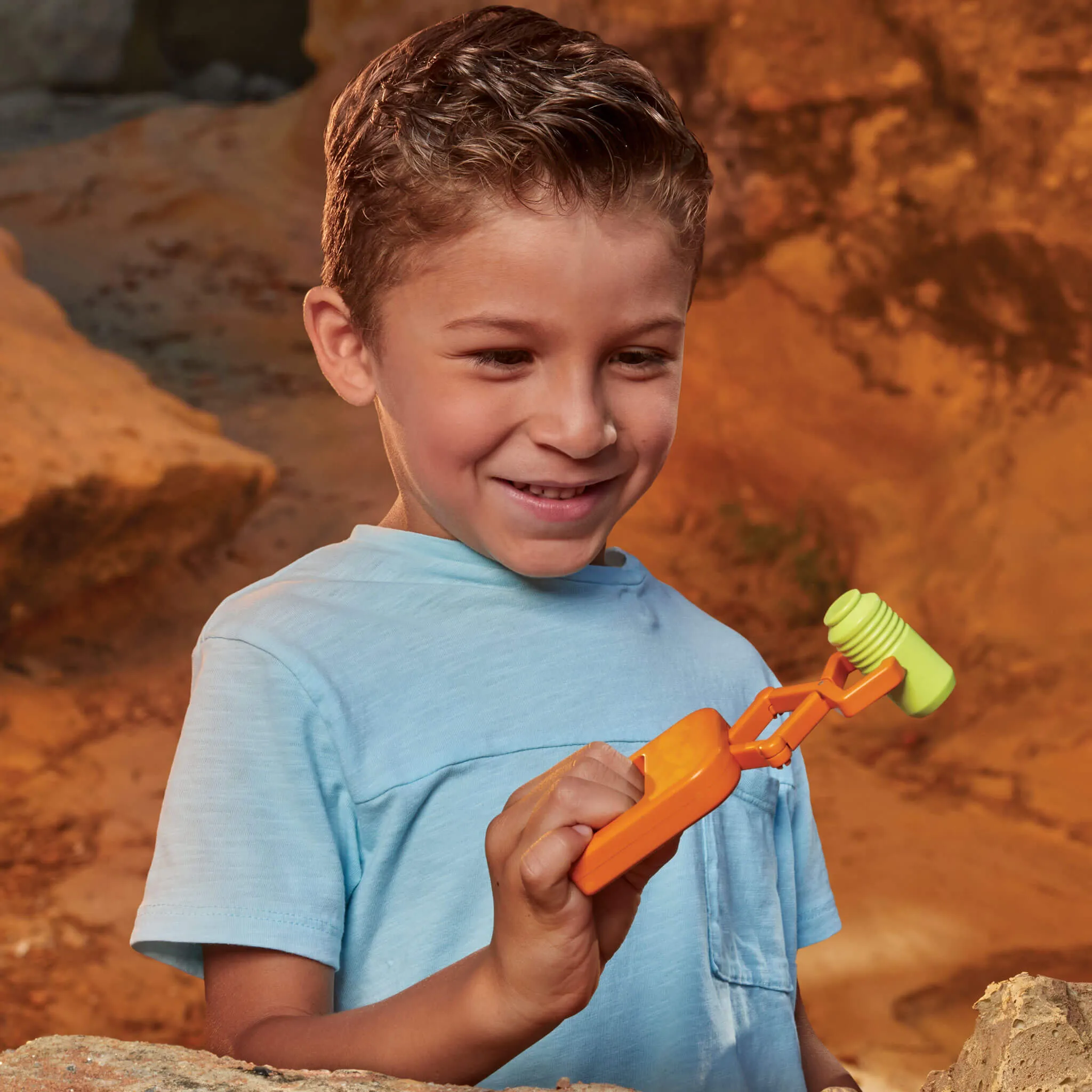 Big Adventures Moon Microscope Space Rover with Microscope, Magnetic Crane & Grabber