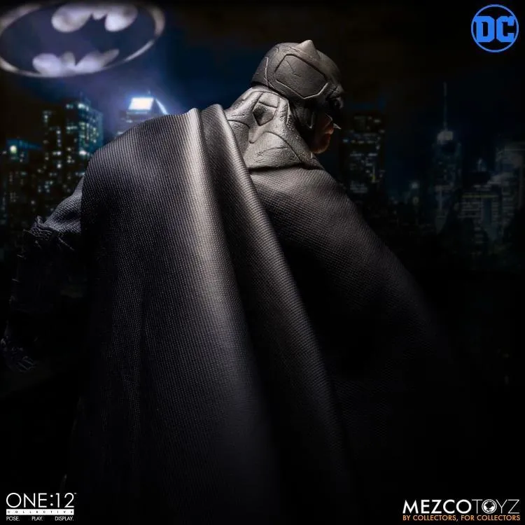 Mezco Toyz ONE:12 Collective Batman (Supreme Knight) Action Figure