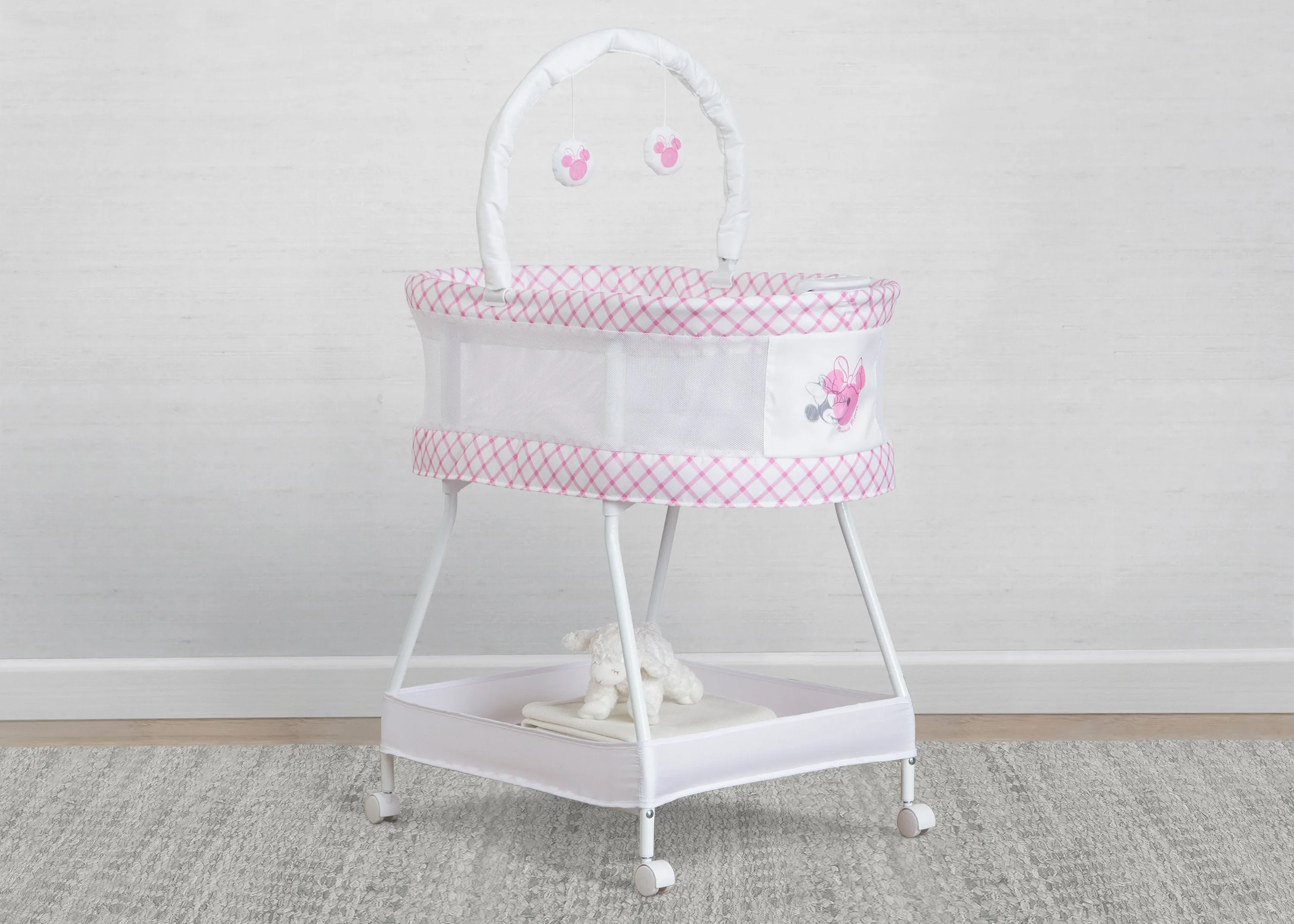 Minnie Mouse Sweet Dreams Bassinet