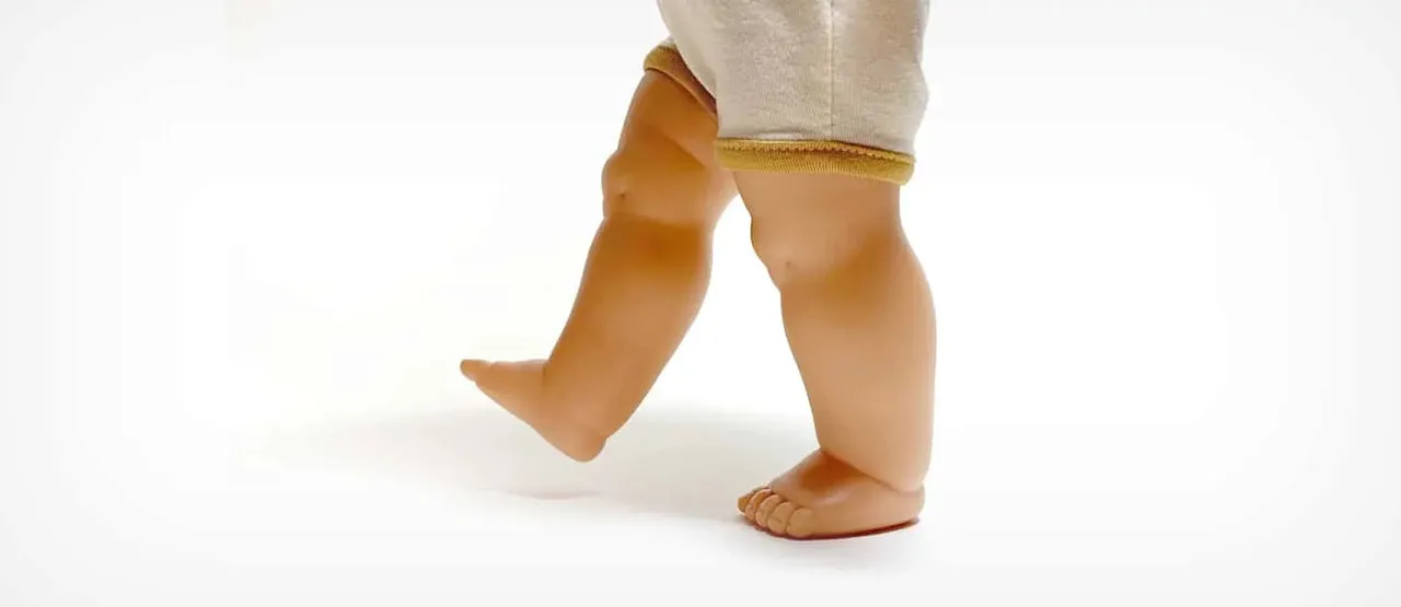 Standing Minikane Doll - Lise Anais