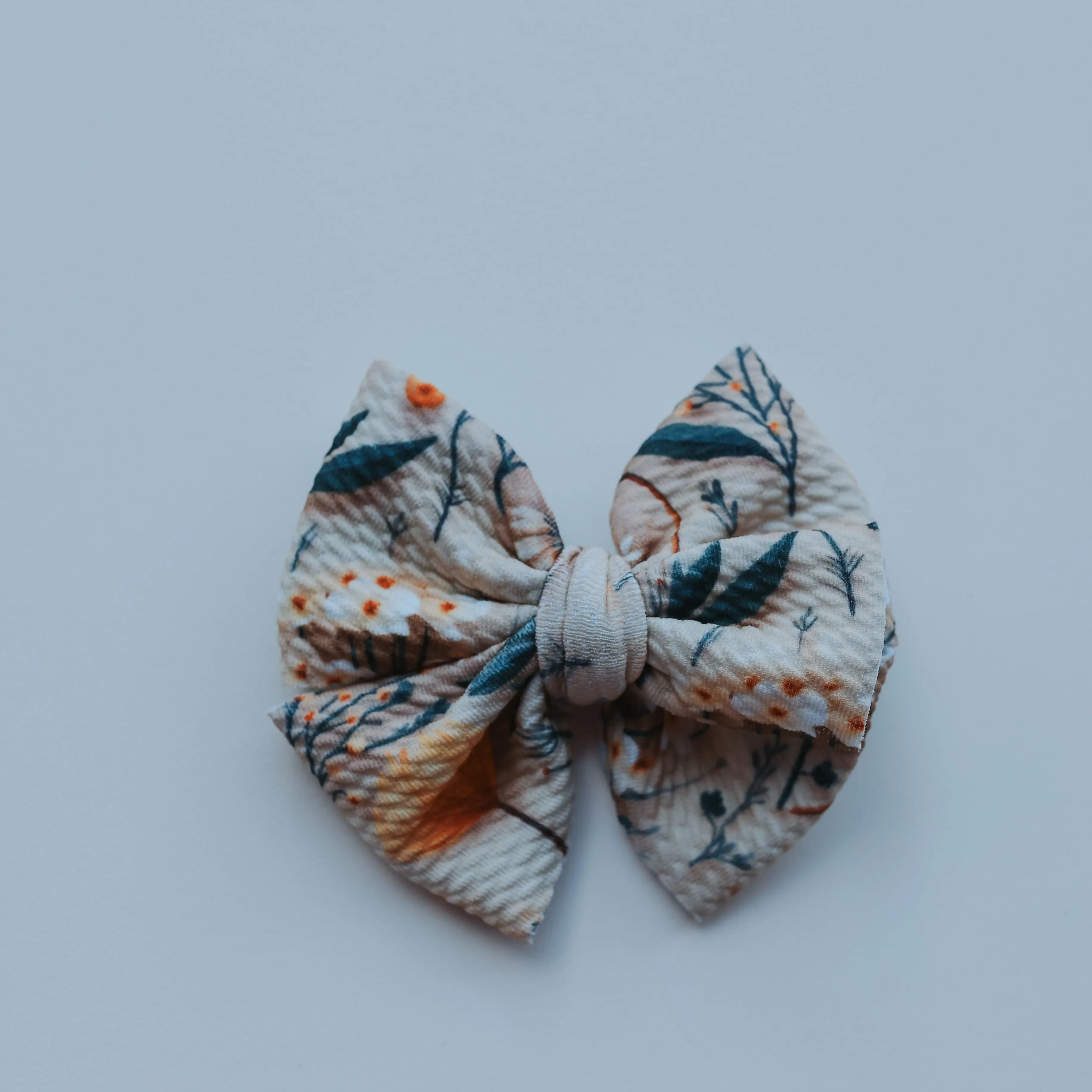 Winter Dandelion Bow